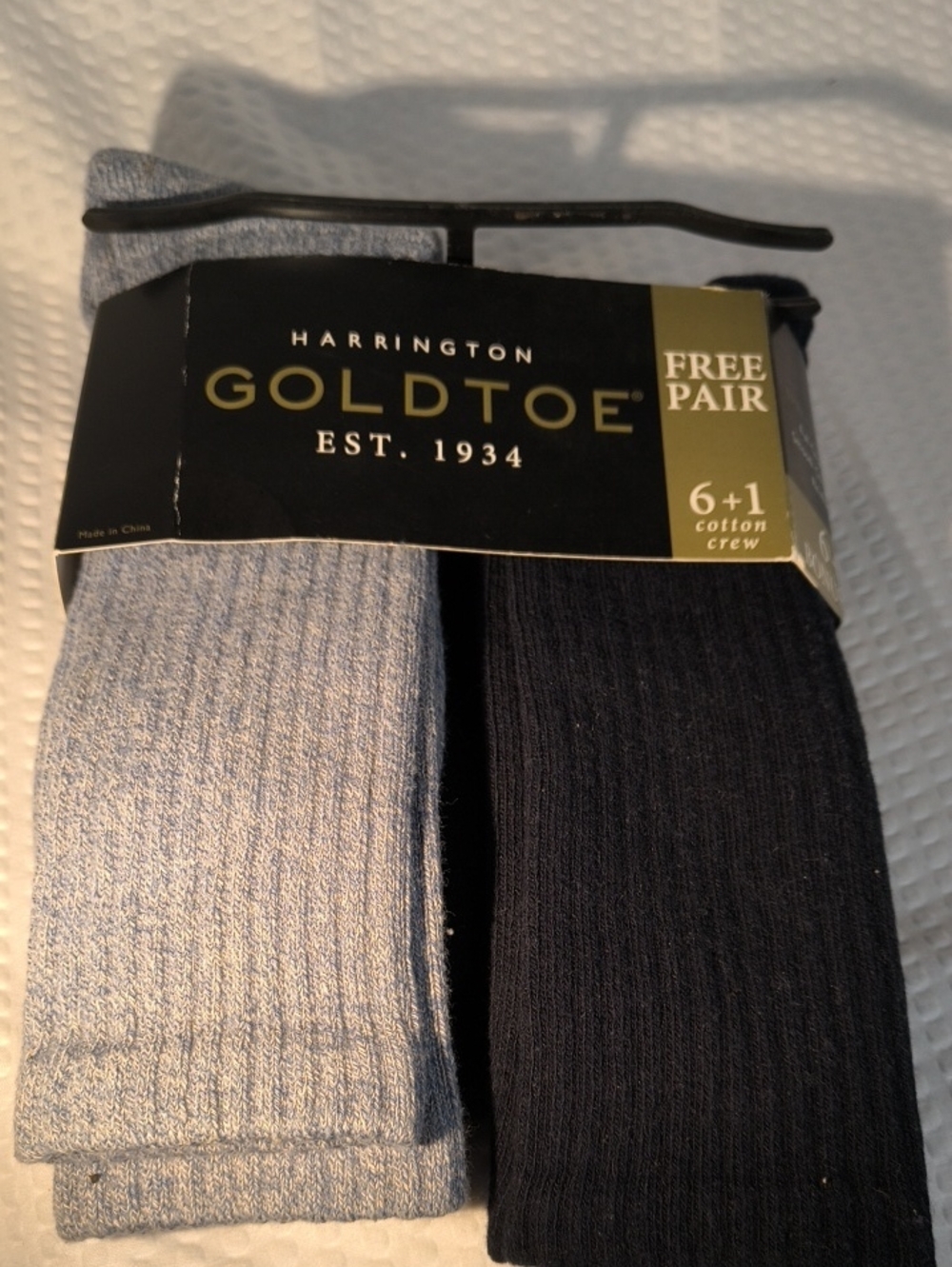 Gold Toe Crew Socks in Light Gray and Navy Blue –5 Pairs